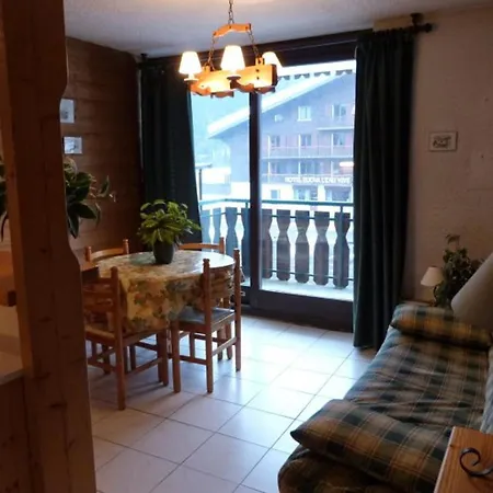 2 Pièces, 4 Pers, Balcon, Proche Des Remontées Mécaniques - Fr-1-676-125 Appartement *